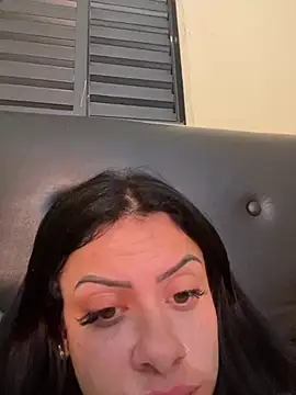 Show de belababyy na webcam