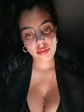 Luianna ওয়েবক্যাম শো