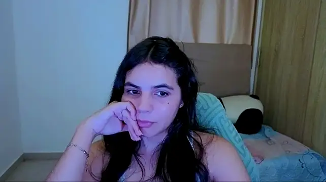 _elenna's Live XXX Chat