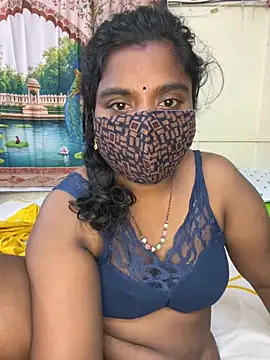 YourTeluguQueen143 webcam show