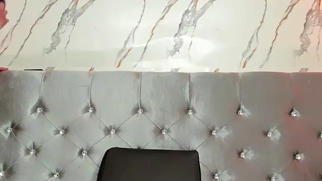 nymphomanya – Live XXX-chat