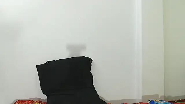 saracurvy54's Live XXX Chat