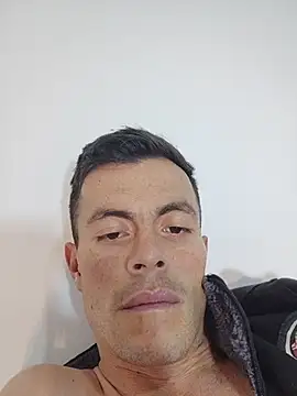 Edward03Roldan Live XXX-chat