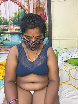 YourTeluguQueen143 Webcamshow