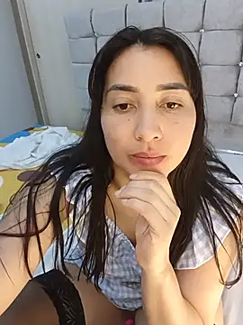 Živý XXX chat ANGELY_WET_JEET
