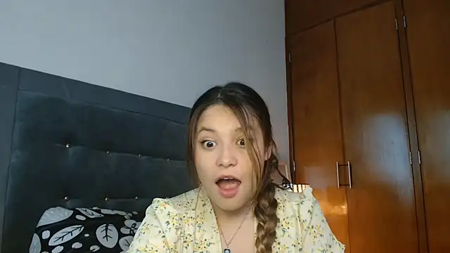 Онлайн чат XXX 3littles
