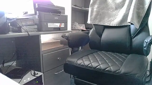 Živý XXX chat TrevorSteele