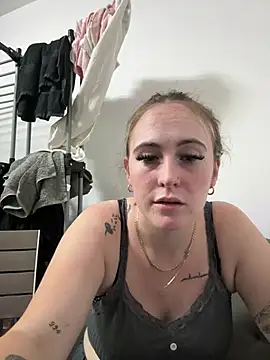 Živý XXX chat BaddieRiRi224