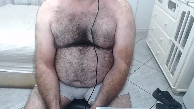 Živý XXX chat MysterBearMG