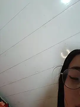 Chat XXX ao vivo de Sofiaa_Duque