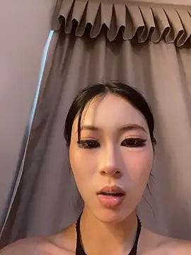 qiannvyoulijiang00 在線直播表演