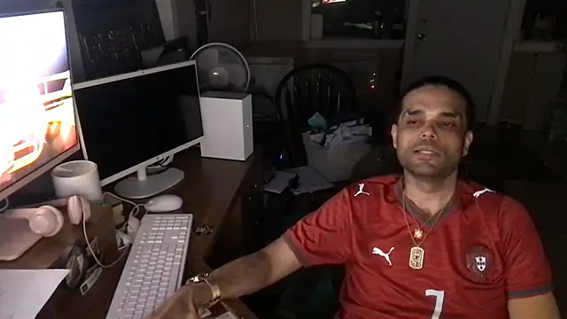 icebergslim281: διαδικτυακό σόου στην κάμερα