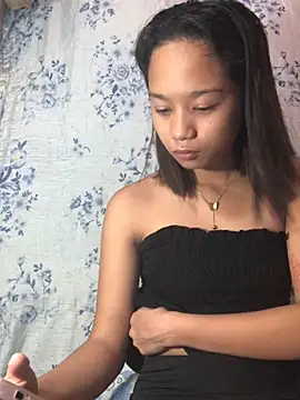 Chat +18 de Asianpinay_Skinny1818 ao vivo