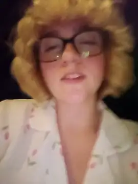 mcjbgfhgjhiiilllufjyf Show in webcam