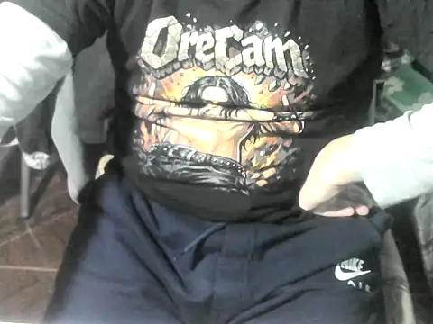 XXX chat uživo modela OreCam