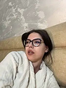 צ'אט XXX בשידור חי של KaylaLewyss