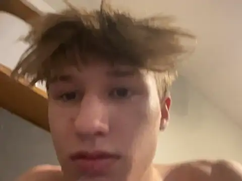 yourwhiteboy1 Шоу с уебкамера
