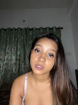 Webkamerová show annaya_sexy