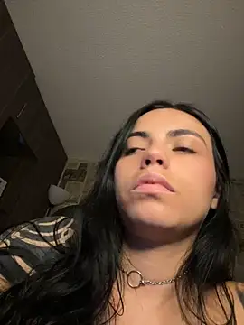 i_am_nina_'s Live XXX Chat
