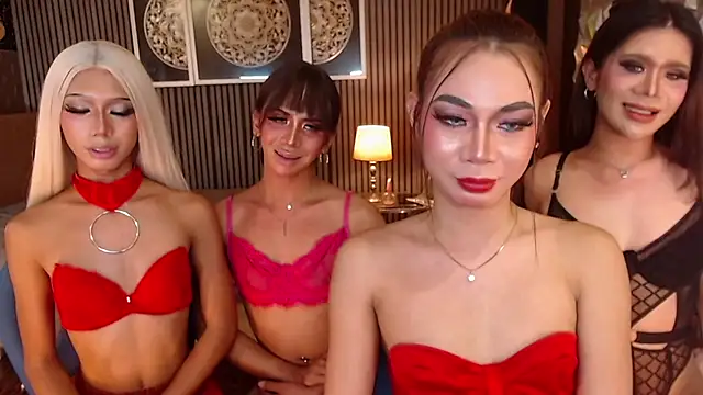 AudreyMilesTrans Chat XXX in diretta
