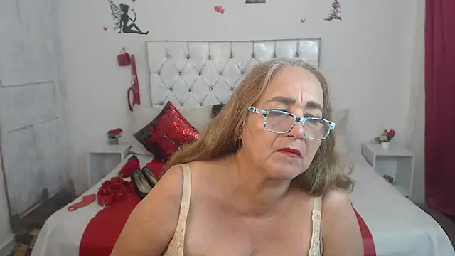 Sweetbigcatt 라이브 XXX 채팅