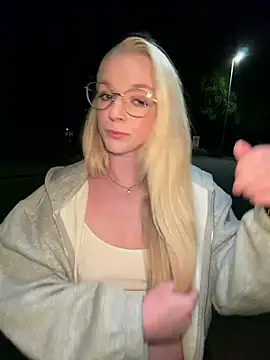 LinaLeana webcam show