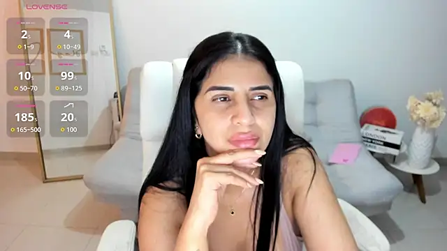 renata_t_'s Live XXX Chat