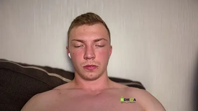 iron__chap Live XXX Chat