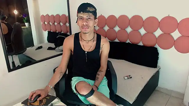دردشة Skinny_cute_Alyer الجنسية المباشرة