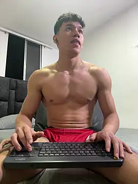 Luke_Muscle Live XXX Chat