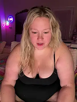 Živý XXX chat PiggyRose
