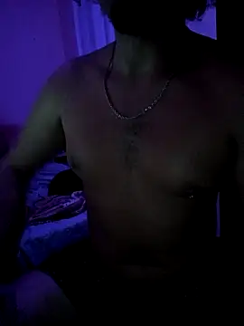 BlessedLucao élő XXX-chatje