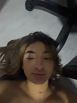 jenn_fit Show in webcam