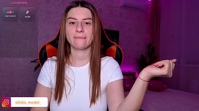 XXX chat uživo modela Elishka_