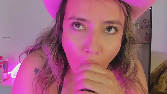 Czat XXX na żywo – miaapril