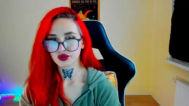 your_tora's Live XXX Chat