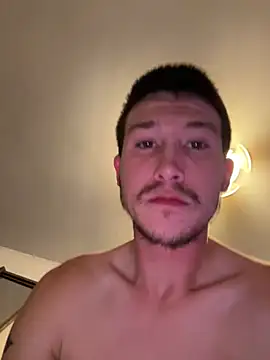 AlecurClit XXX чат на живо