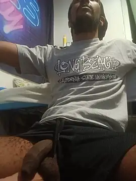 Mikaaa97 Pertunjukan Webcam