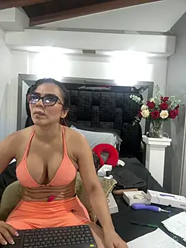 Živý XXX chat Arianna_Jones1