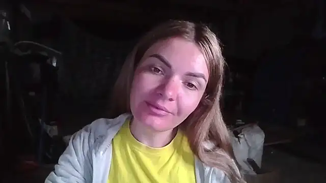 Isabelitta333 网络视讯表演