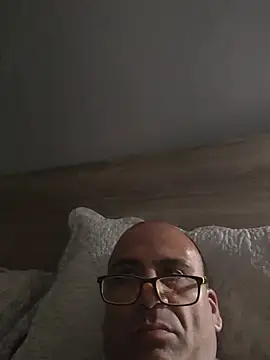 Guapo007sexy 现场XXX聊天