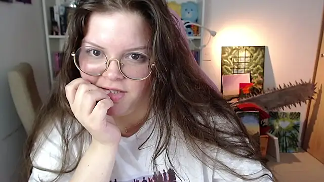 Gabiwaifu Chat XXX live