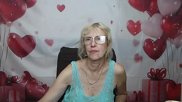 PattySanny Adlı Modelin Canlı XXX Sohbeti