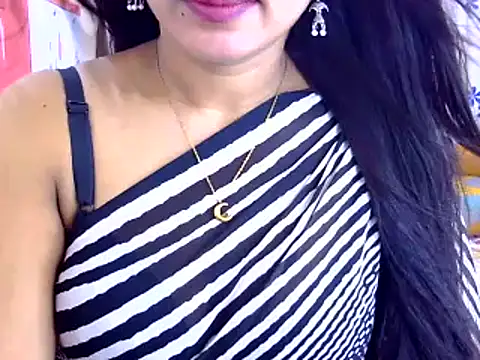 Pokazy przed kamerką – Noor_Zarin27