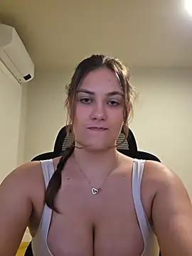 Živý XXX chat MiaRides19