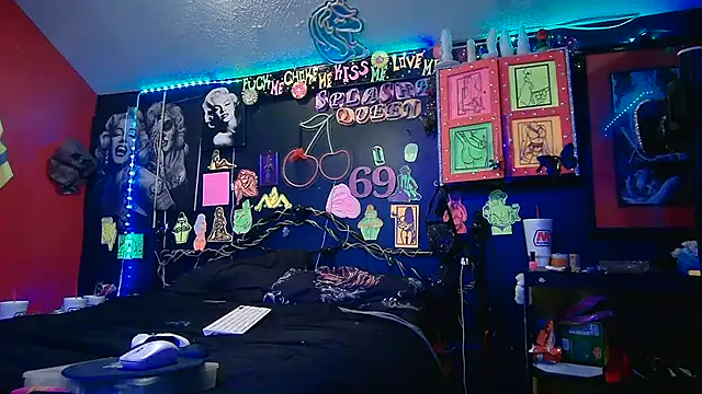 Splash_Queen420 – Naživo XXX chat
