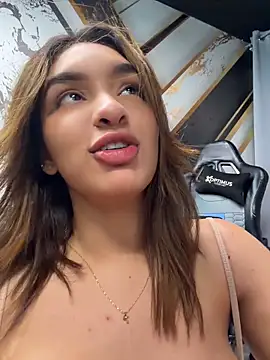 הופעת וובקאם של jenn_fit