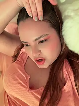 Chatroom XXX en direct de melanie_hh1
