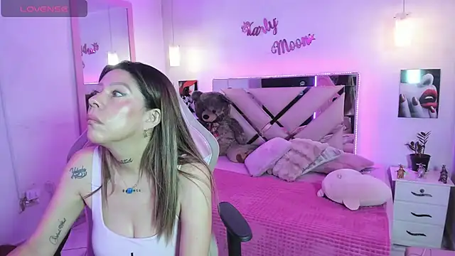 XXX chat uživo modela Karly_moon
