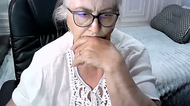 LolkaAlyss' Webcam Show